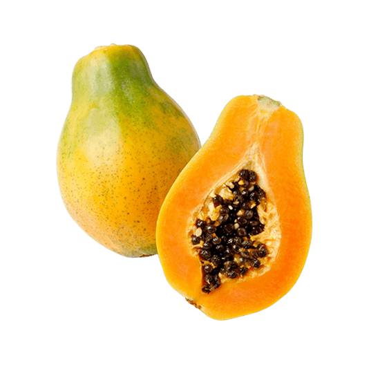 Papayafrucht mit orangefarbenen Fruchtfleisch und Kernen