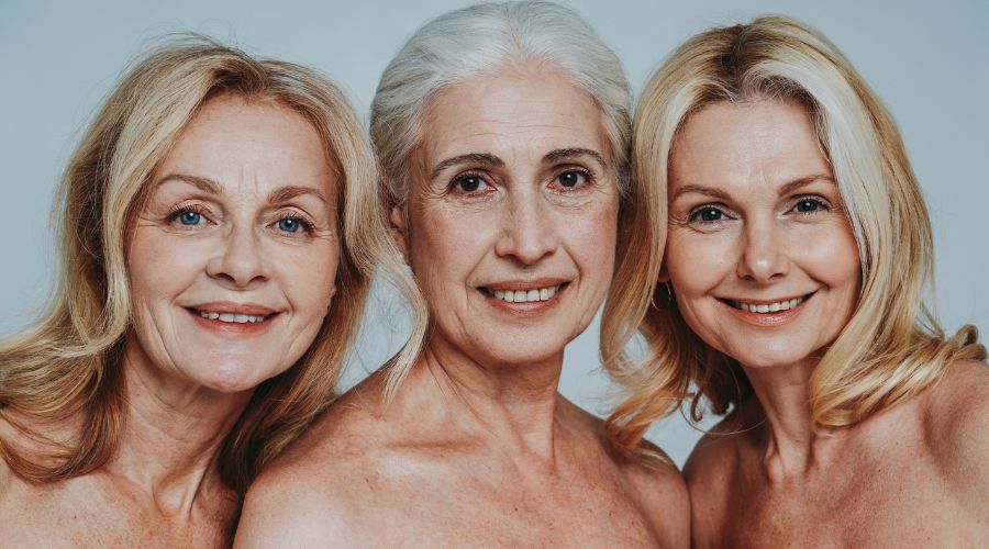 Drei Frauen von mittelalt bis älter